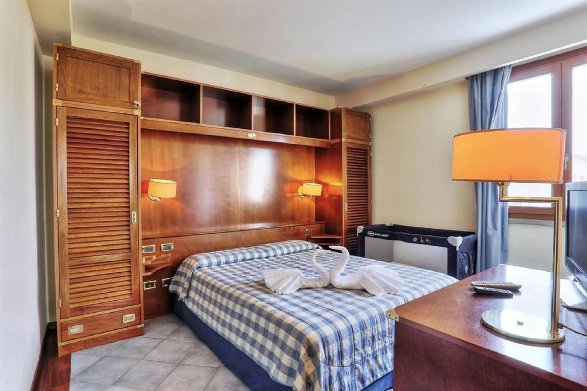 Zi Maria Hotel Marina di Cecina Ngoại thất bức ảnh