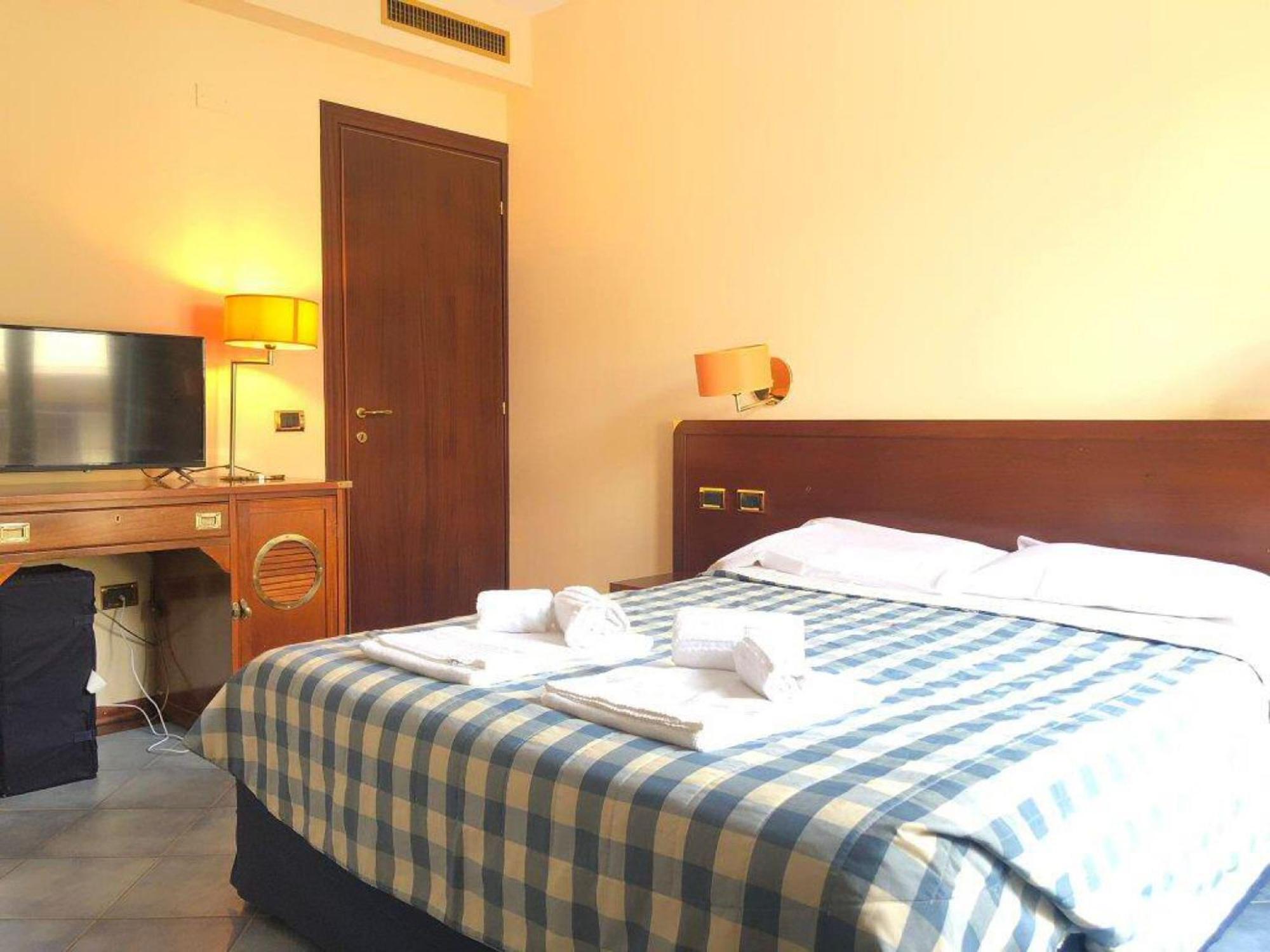 Zi Maria Hotel Marina di Cecina Ngoại thất bức ảnh