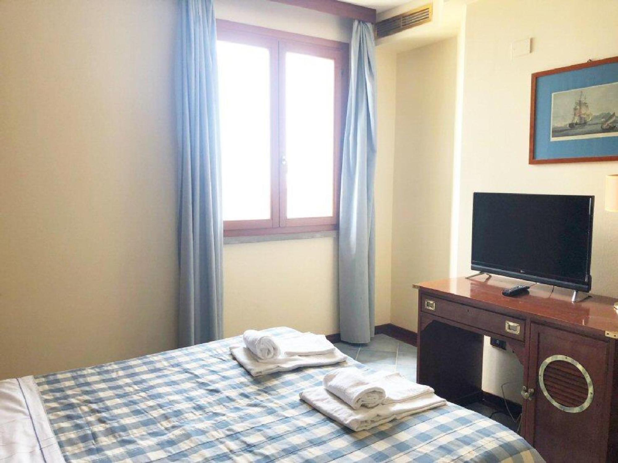 Zi Maria Hotel Marina di Cecina Ngoại thất bức ảnh